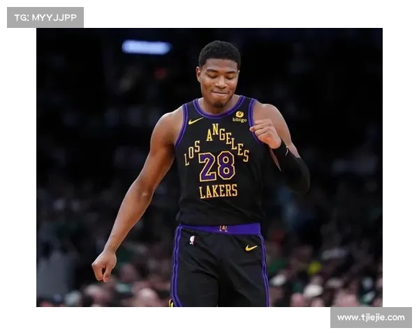 美媒预测湖人先发球员场均得分 东契奇32.8分 詹皇22.9分 艾顿13分 美媒预测湖人先发球员场均得分 东契奇32.8分 詹皇22.9分 艾顿13分